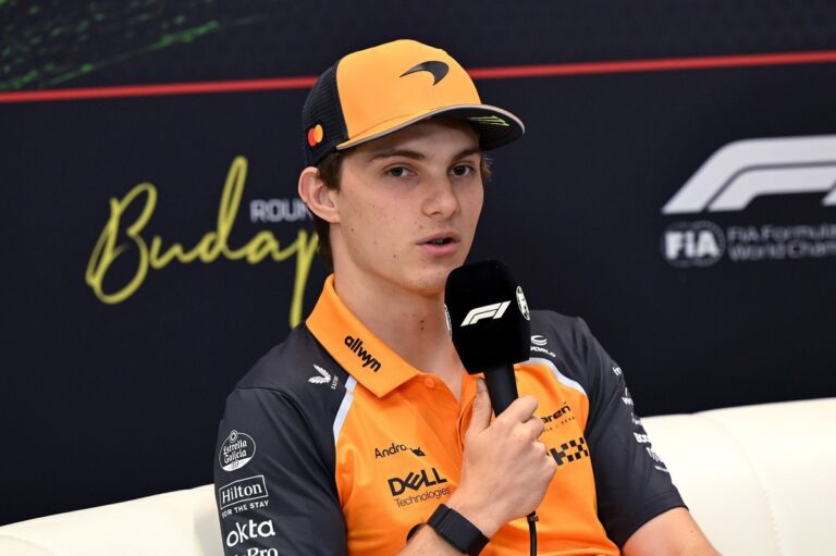 Oscar Piastri announces new ambassadorship with charity after heartwarming Australian GP meeting_68a12af447176